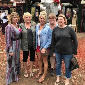 Meet your Posher, Becky